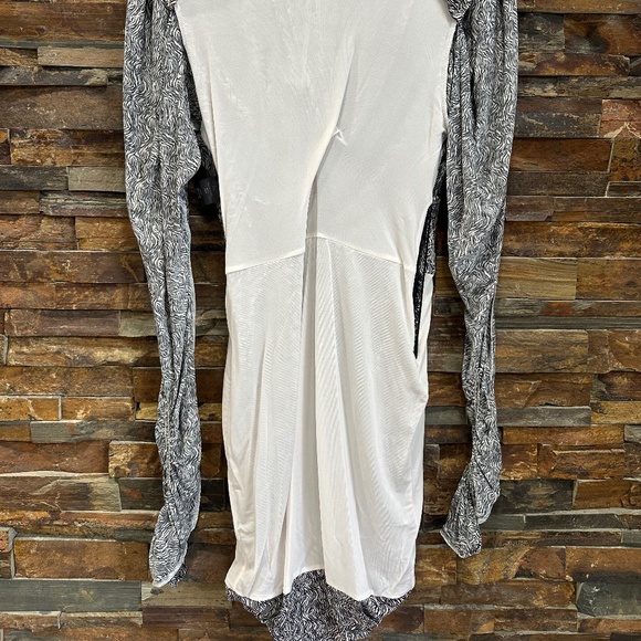 ISABEL MARANT Wrap-Effect Printed Mini Dress Size 38 - Picture 16 of 16